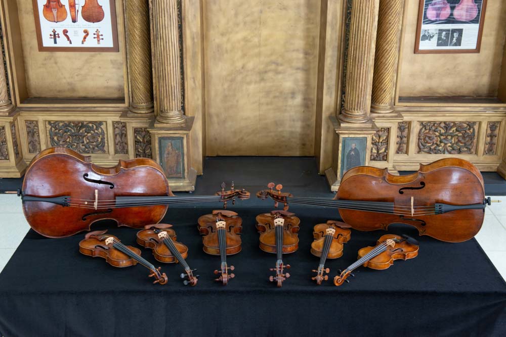 奇美提琴音樂饗宴將推出8把合計逾3,000年的古老提琴同台演出。