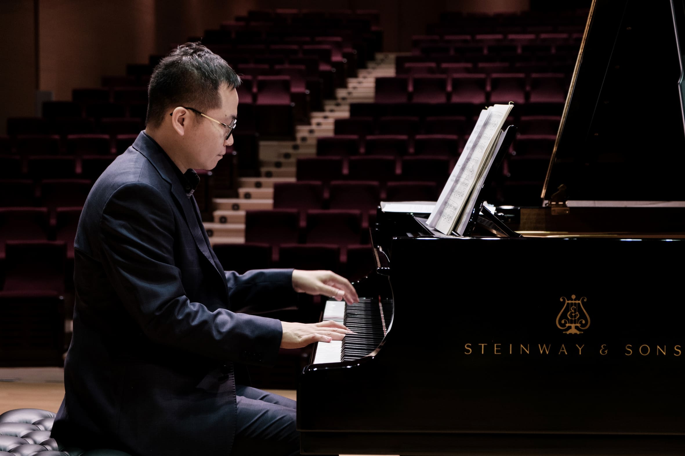 奇美音樂節「靈魂的印痕」專題講座由吳毓庭主講，並搭配鋼琴示範