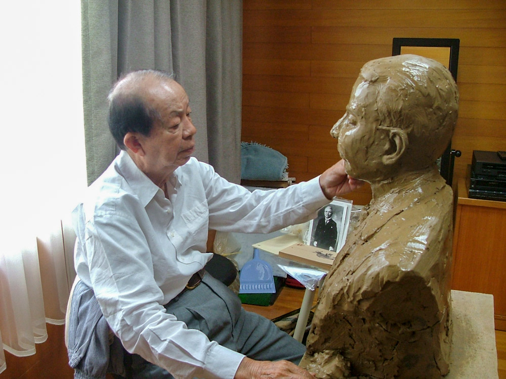 2005年為日籍水利工程師鳥居信平塑像