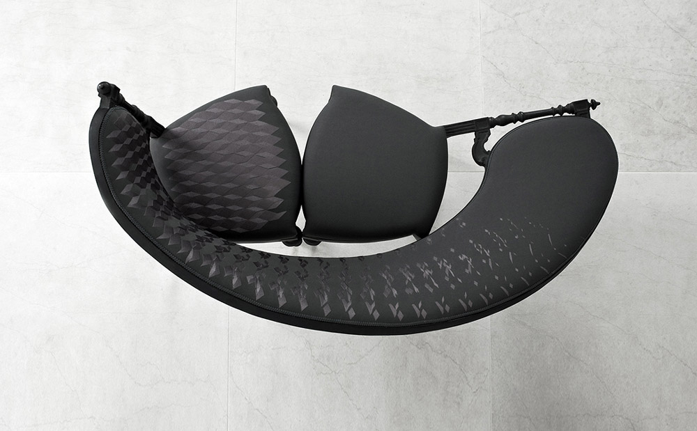 車床，2010青銅、刺繡布料 ©Sebastiaan-Brajkovic