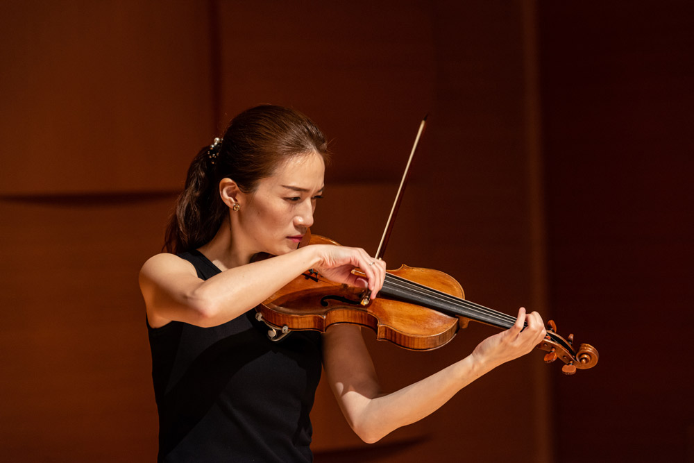 奇美提琴音樂饗宴邀請灣聲樂團首席梁茜雯擔任音樂策劃。