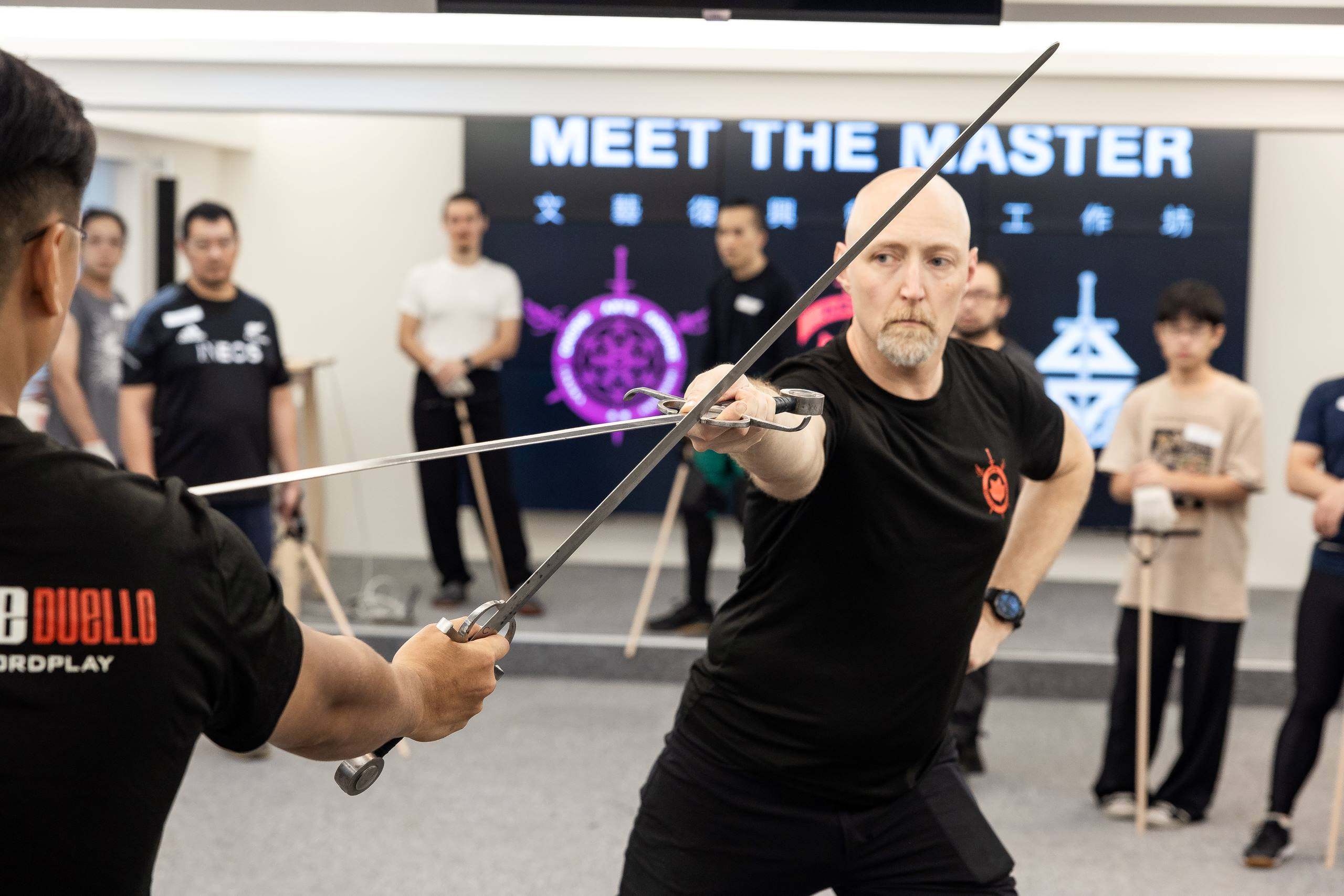 圖5：奇美博物館兵器體驗活動「大師工作坊」，帶領民眾化身西洋劍士。圖-臺灣歷史歐洲武術文化協會提供